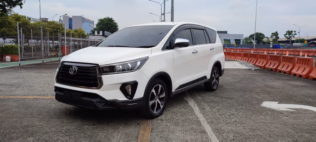 Toyota Innova Reborn